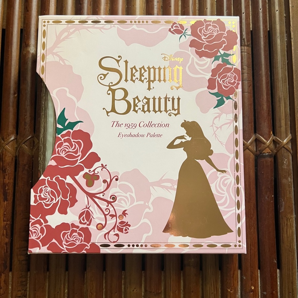Bésame cosmetics - Picture 2 of 9